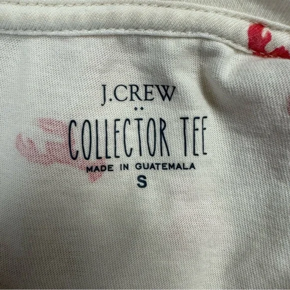 J. Crew Tee cotton tee in cream red lobster print beachy coastal preppy summer - Picture 9 of 11